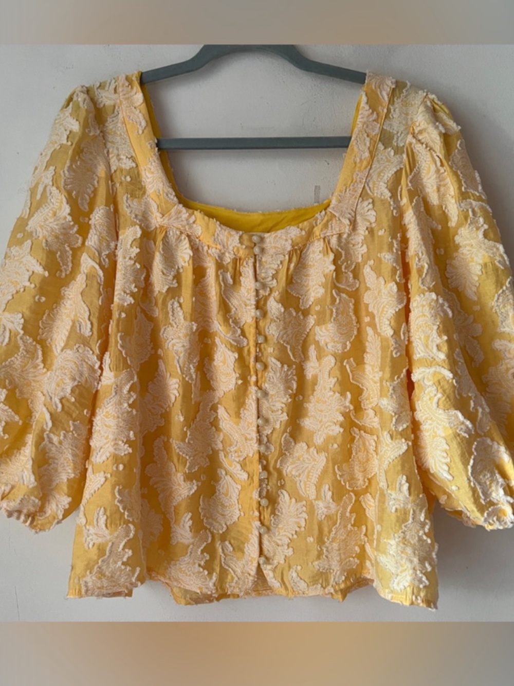 Anthropologie Yvonne Yellow Textured Buttondown Sz Medium Puff Sleeve Top boho - Picture 2 of 5